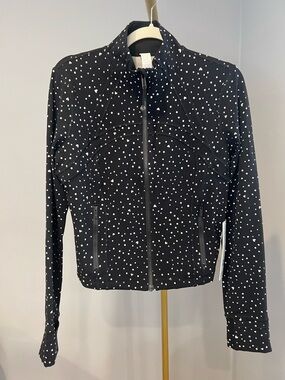 NWT LULULEMON Valentine's Day collections DEFINE CROPPED JACKET NULU